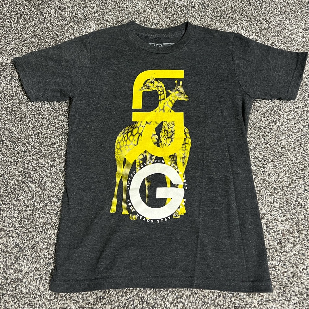 LRG boys size Medium (8)